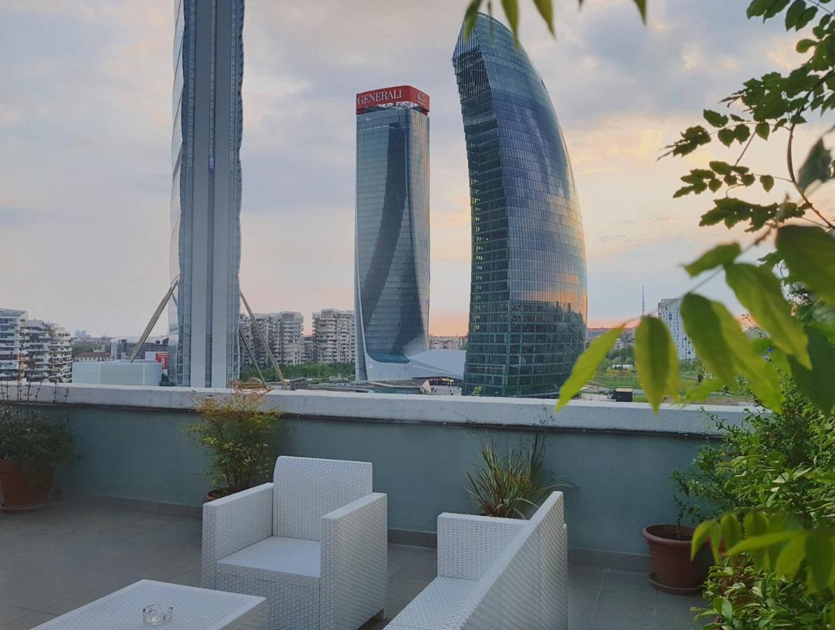 City Life Sky Apartment- Mico- Breathtaking Penthouse Милан Экстерьер фото